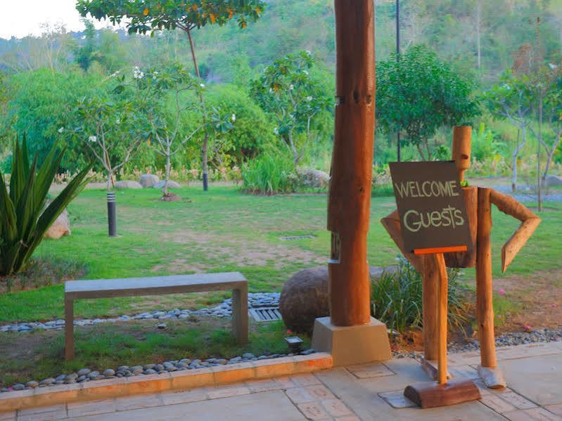 Green Canyon Leisure Farms Clark Field 외부 사진