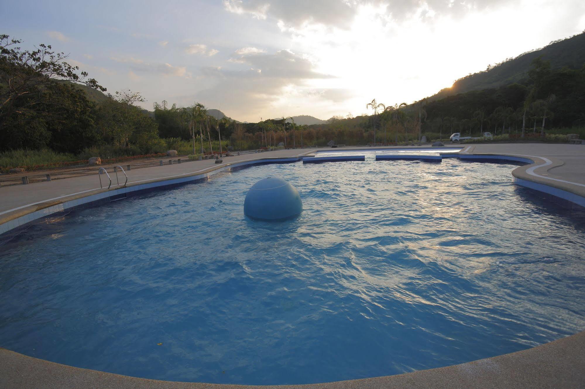 Green Canyon Leisure Farms Clark Field 외부 사진